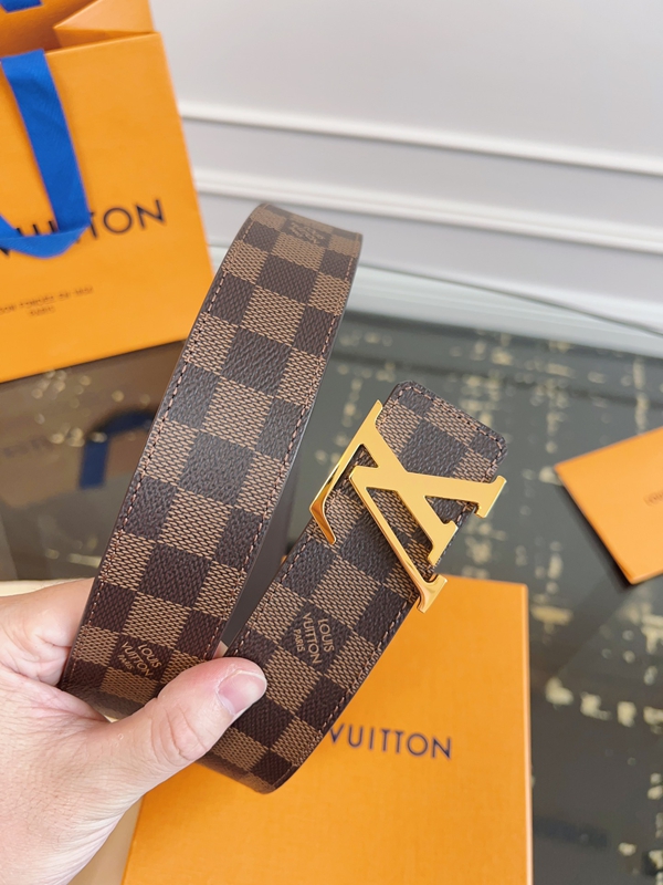 ルイヴィトンベルト側面デザイン